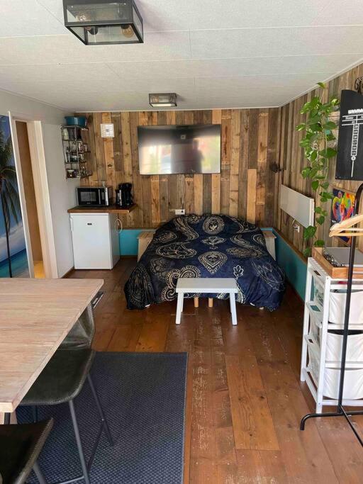 Beach House Met Badkamer, Boxspring & Airco Schoonebeek Exterior photo