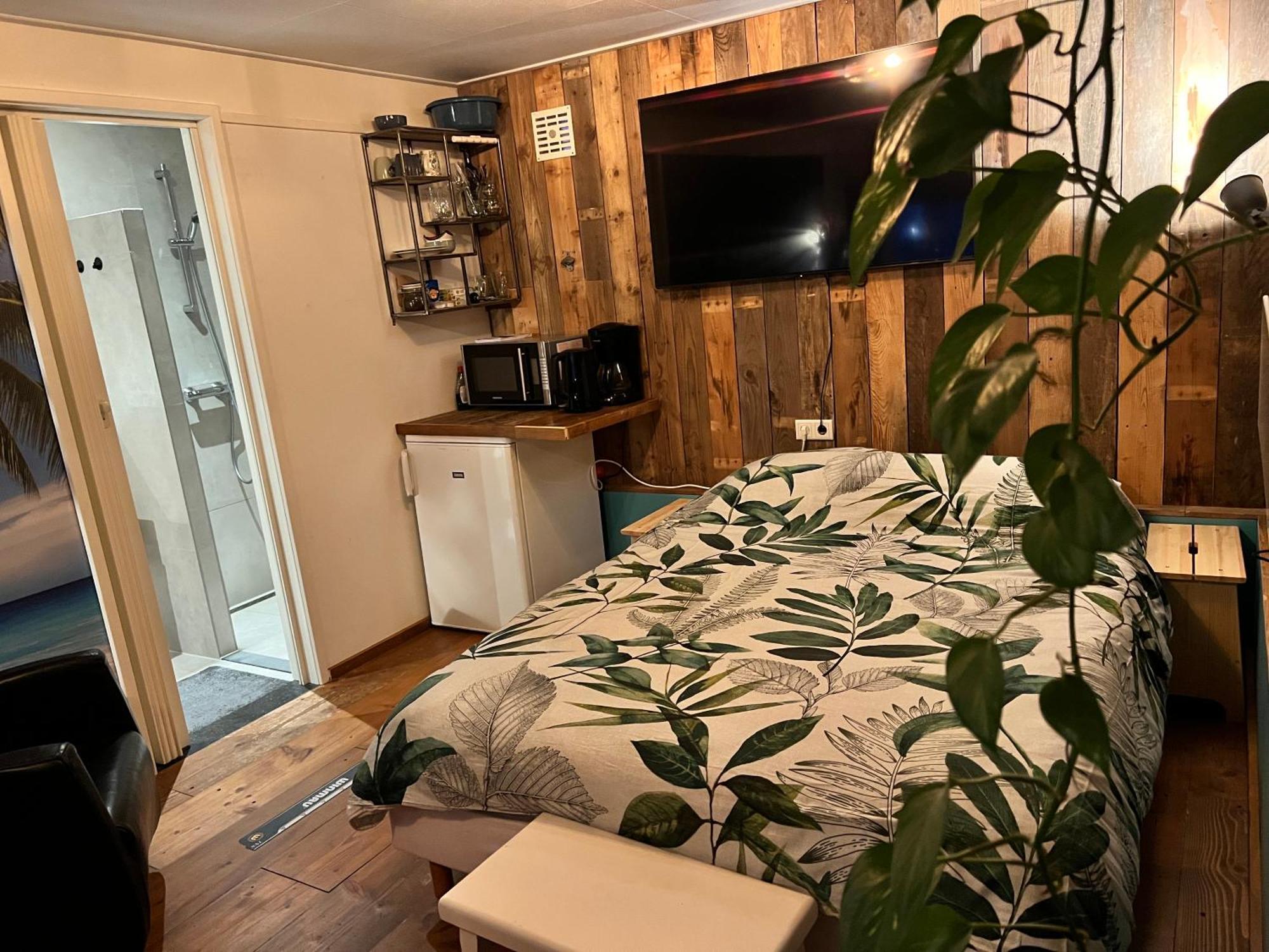 Beach House Met Badkamer, Boxspring & Airco Schoonebeek Exterior photo